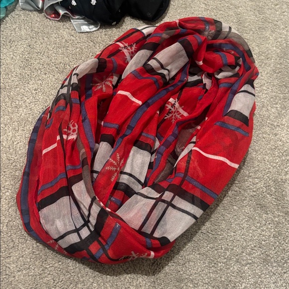 Scarf Bundle - Picture 2 of 8